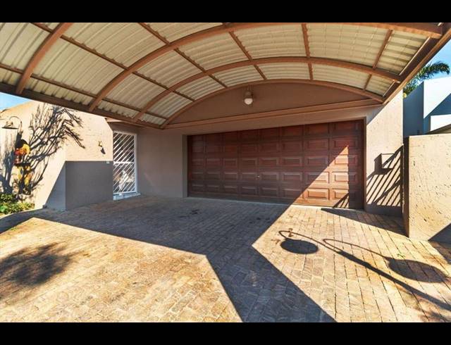 4 BEDROOM CLUSTER FOR SALE IN GLEN MARAIS